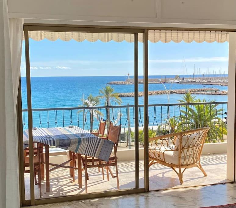 Le Garavan-Vue Mer-Plage-Clim-Terrasse Menton Exterior foto